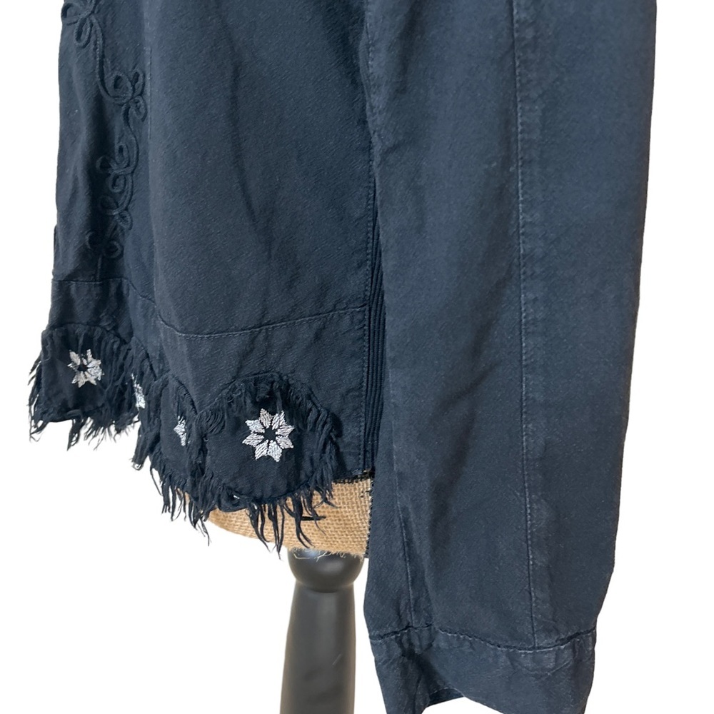 Caamano Women’s Size M Black Distressed Embroidered Peruvian Cotton Boho Top - Picture 4 of 15